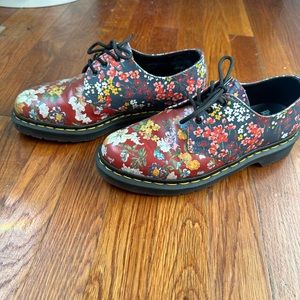 Dr Martens Red Floral Clash Lace Up Leather Oxford Flats Size 8